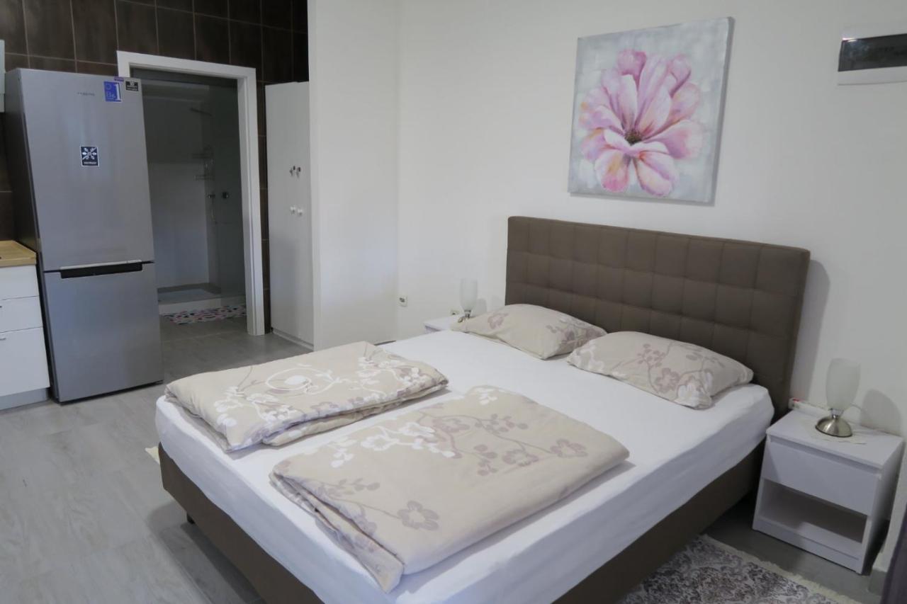 Aida Apartment Novi Vinodolski Exterior photo